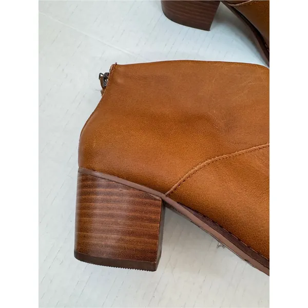 Toms Tan Leather Ankle Boots Womens 7.5 Fall Classic Casual Booties Boho - Image 9