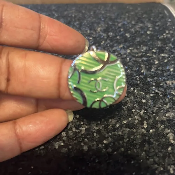 Silver & green “CC” pendant. Gorgeous. - Image 2