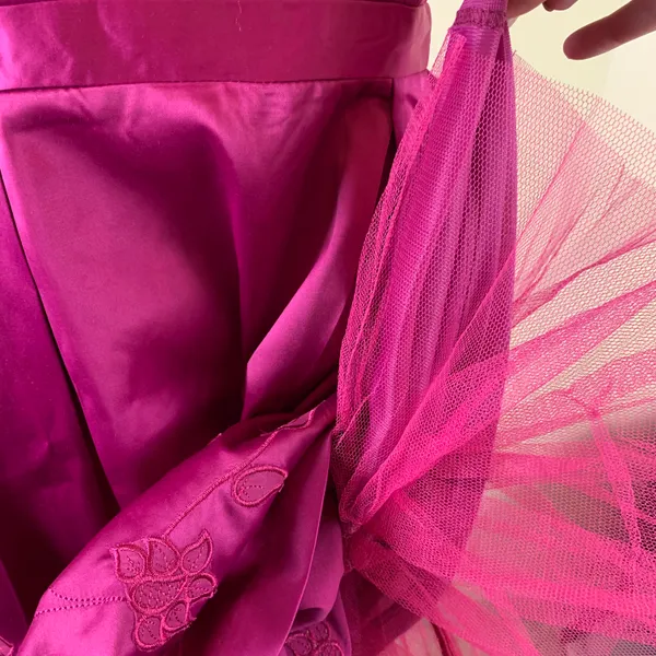 Lucy Paris Embroidered Satin Fit & Flare Dress in Hot Pink Size Large NWT - Image 4