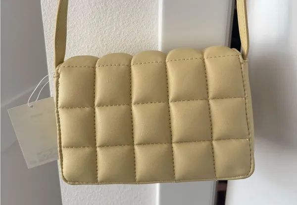 NWT Crossbody - Image 5