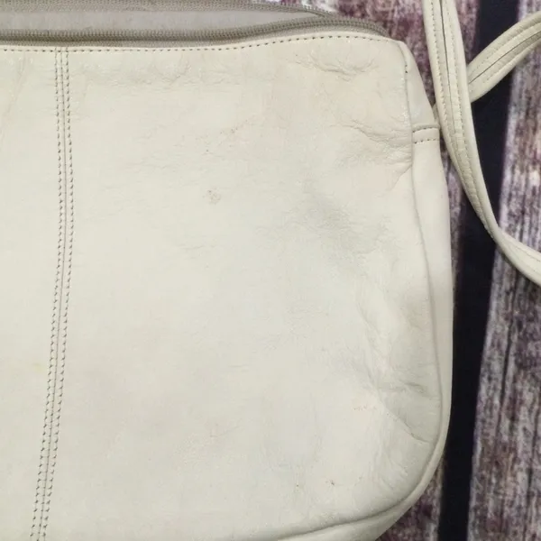VINTAGE TONI LEATHER CROSSBODY‎ BAG - Image 9