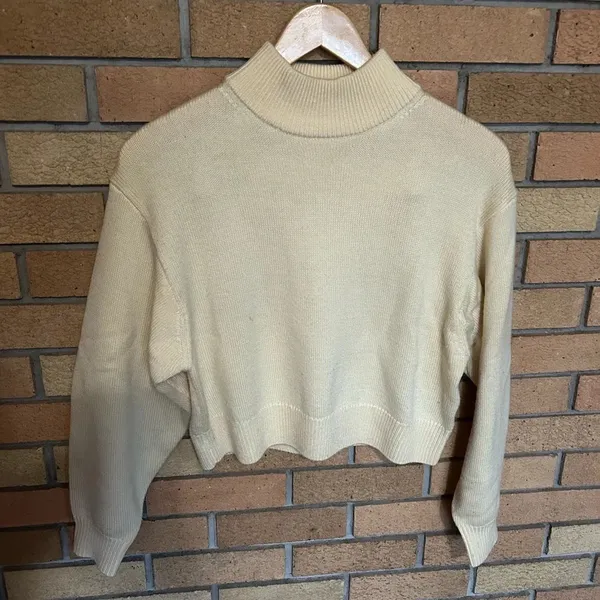 Aritzia Wilfred Free Harper Mock Neck Crop Knit 100% Wool Crop Sweater Size XS - Image 3