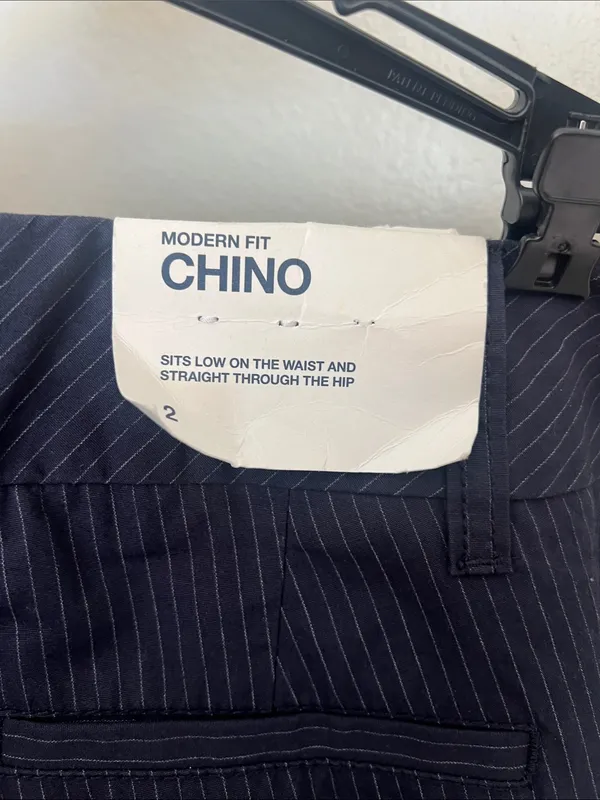 Gap Morden fit Chino Low waist Sz 2 navy pinstripe New effortless business - Image 9