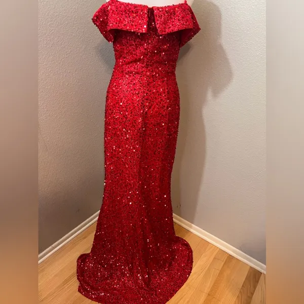 Boutique #613 Red Sequin Off The Shoulder Straps Gown - M-Size 10/12 - Image 5