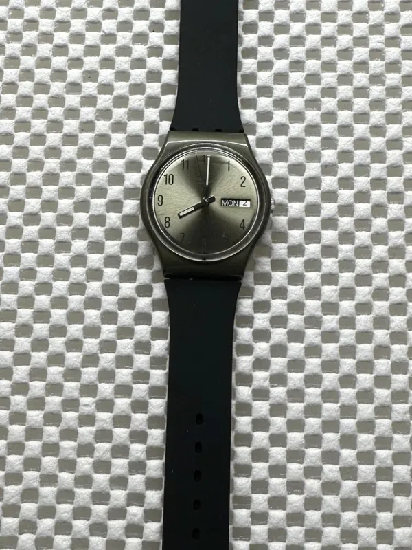 Swatch Watch Pearly Green GG712 Contemporary - Image 2