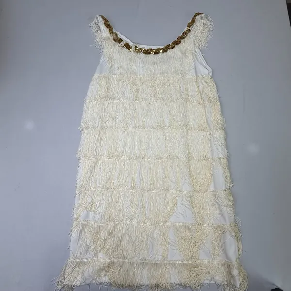 White Sleeveless Flapper-Style Fringe Mini Dress with Gold Sequin Neckline - Image 9
