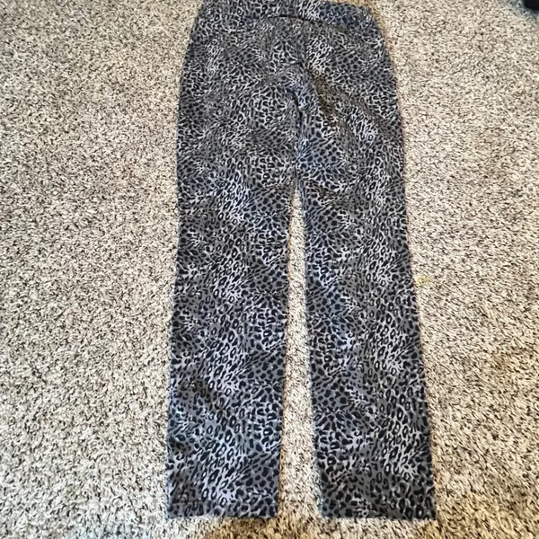 Talbots Signature Grey Black Leopard Print Slim Leg Ankle Pants Womens Size 8‎ - Image 8