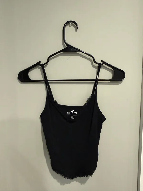Hollister Lace Trim Black Tank Top - Image 2