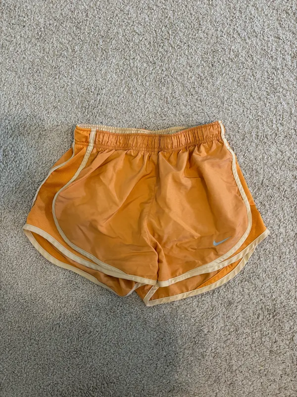 Nike Dri-Fit Tempo Running Shorts - Image 2