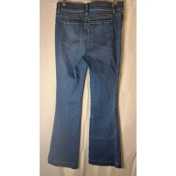 Spanx Flare Leg Pull-On Jeans in Vintage Indigo Women's sz. L - Image 4