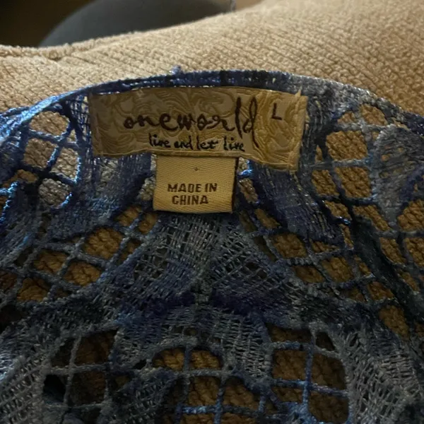 One World blue patterned top shirt Y2K woman’s large - Image 4