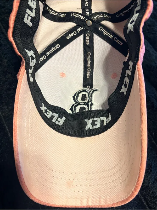 Pink Boston Red Sox Baseball Cap with Embroidered 'B' Logo - Image 4