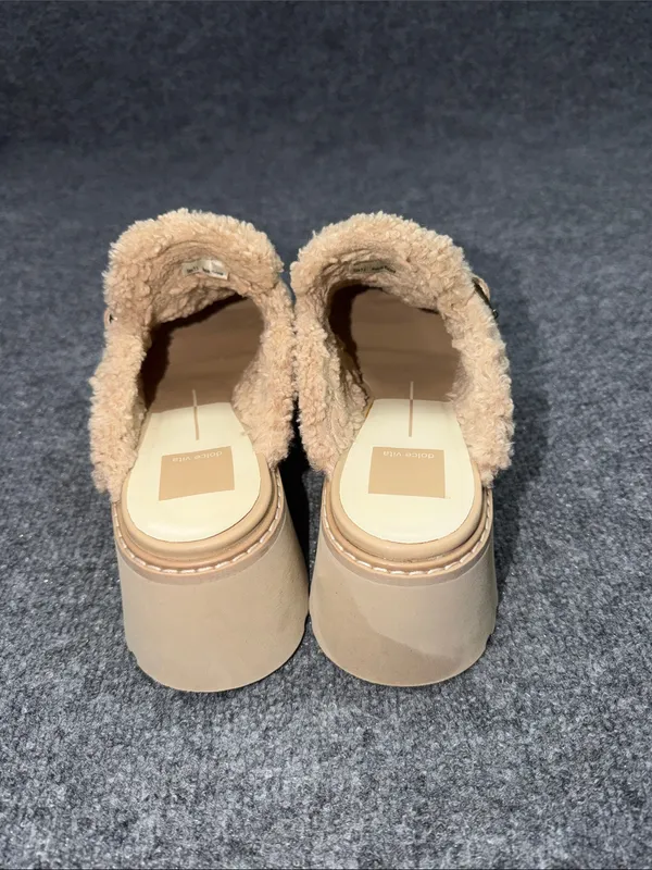 Dolce Vita Lelani Plush Clogs Tan Size 7.5 - Image 6