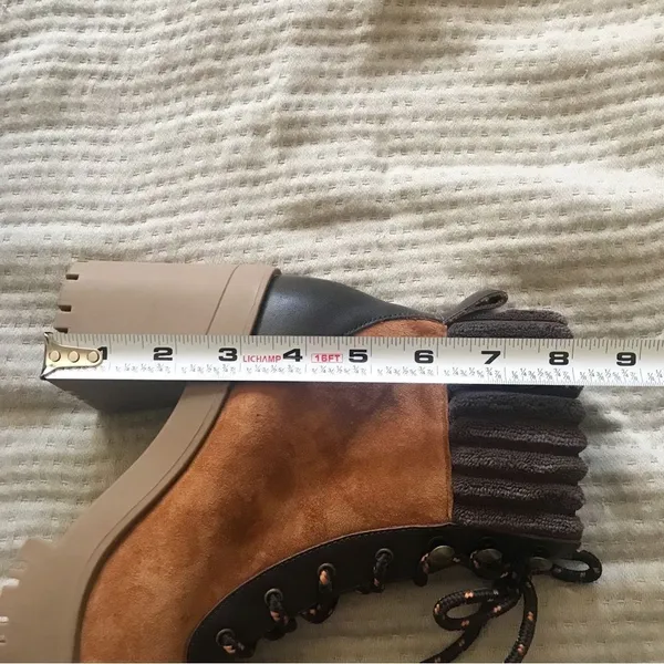 Chelsea and Violet Suede Leather Platform Hiking Boot Bootie Lug‎ Sole Brown Cap Toe Size 6 New - Image 12