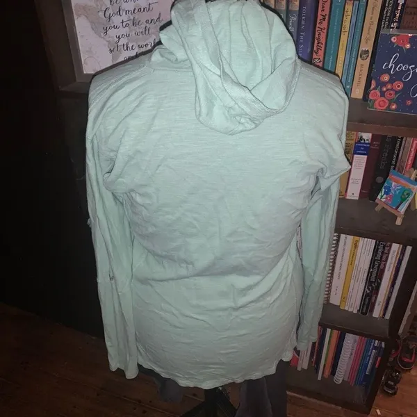 Columbia light green split neck gorpcore hooded M long sleeve top - Image 2