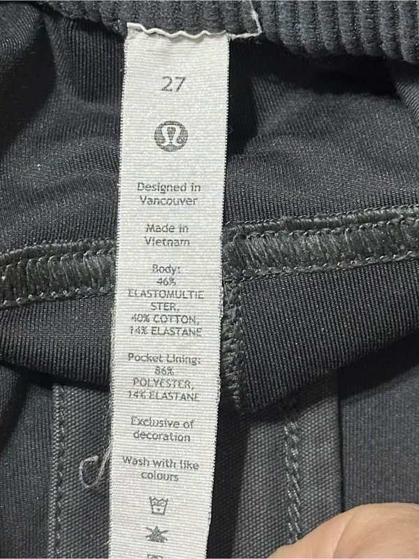 Lululemon 27 Graphite Gray Light Utilitech Cargo Pocket High Rise Cropped Pants - Image 7