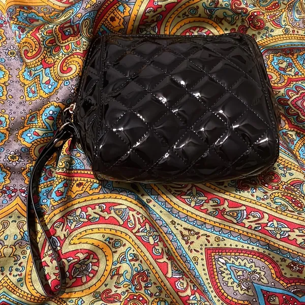 Great cosmetic bag for everyday use Black - Image 2