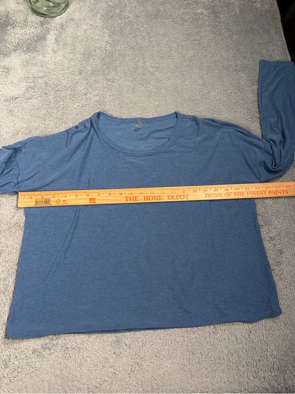 Beyond yoga Light Blue Long Sleeve shirt medium - Image 7
