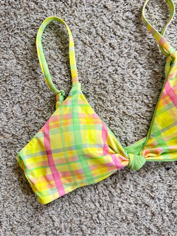 Dippin Daisys NEW Plaid Knot Front Bikini Top - Image 3