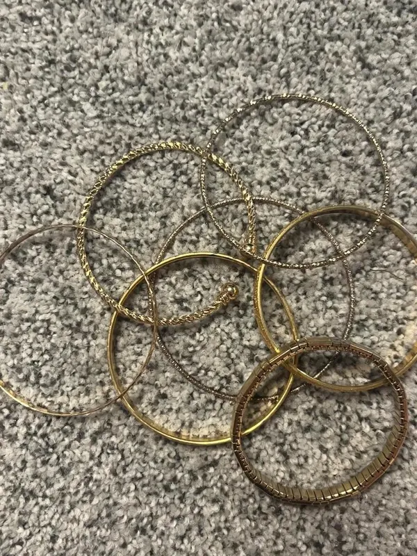 Set of six gold tone bangles - Image 3