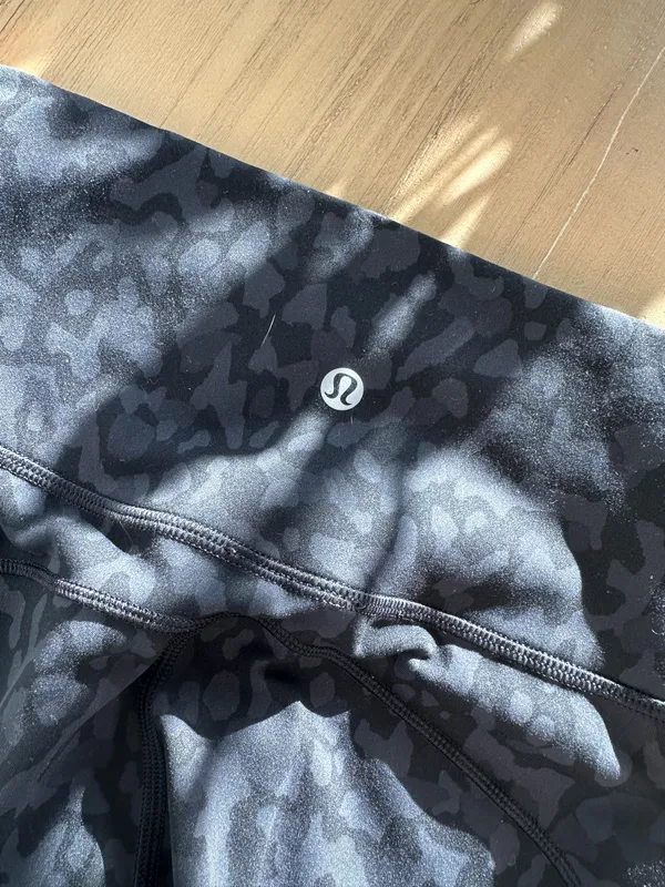 Lululemon In Movement Tight 25" *Everlux Formation Camo Deep Coal Multi 4 - Image 3