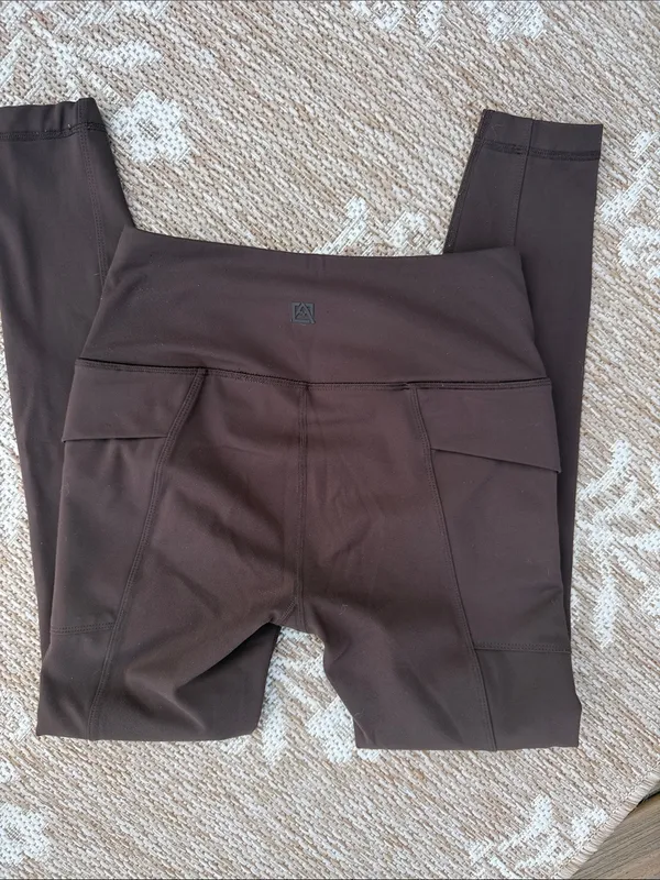 Avalanche High-Waist Performance Leggings in Dark Brown - Image 3