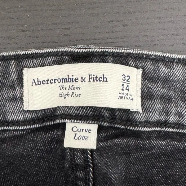 Abercrombie & Fitch Curve The Mom High Rise Jeans in a Black Faded‎ Acid Wash 14 - Image 8