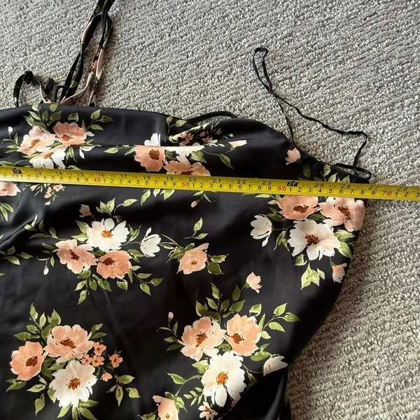 Old Navy The Occasion Black Floral Satin Cowl Halter Maxi Dress 2X 759358-01 - Image 8