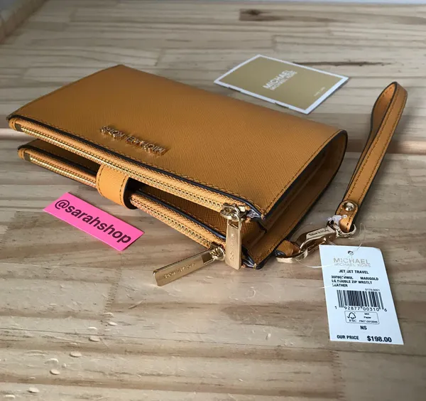 Michael Kors Wallet - Image 3