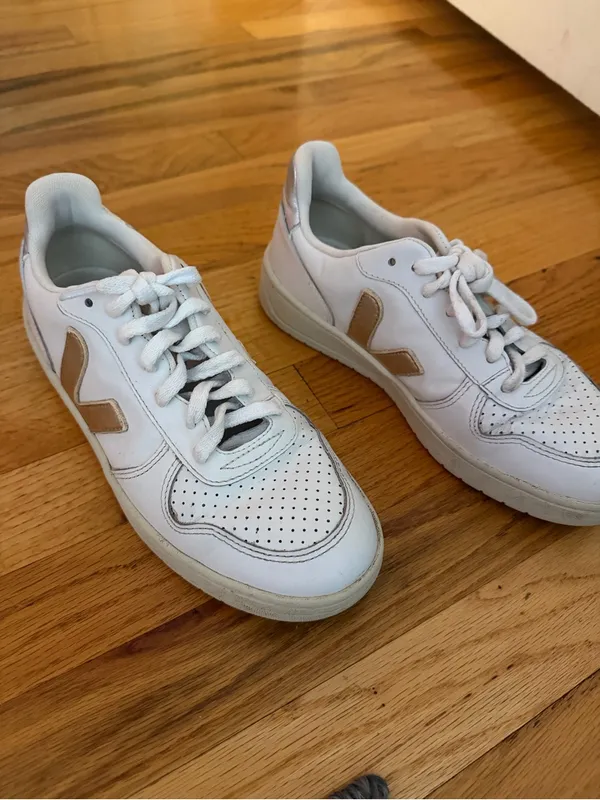 Veja sneaker - Image 2