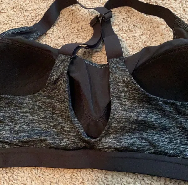 Victoria’s Secret Sports Bra - Image 6