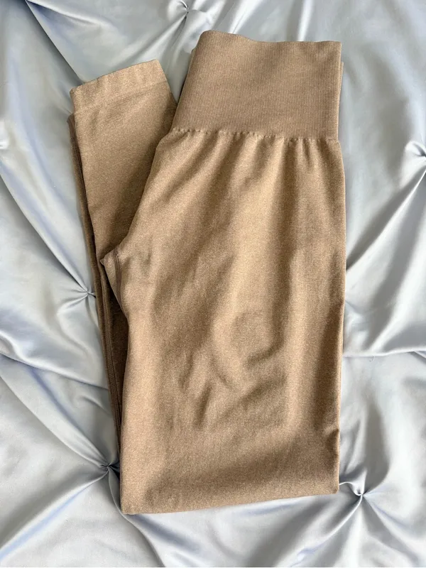 NVGTN High-Waist Tummy-Control Leggings in Taupe - Image 2