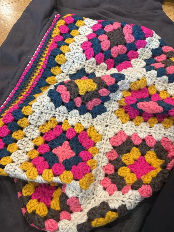 Natural life Size S/M Pullover with Crochet Granny Square Hood - Image 6