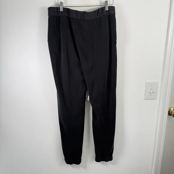 Lululemon Softstreme Relaxed High Rise Pant Black Commuter‎ Travel Womens 10 - Image 6