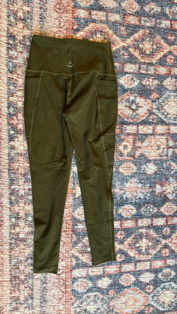 Beyond Yoga Leggings Spacedye short length - Image 3