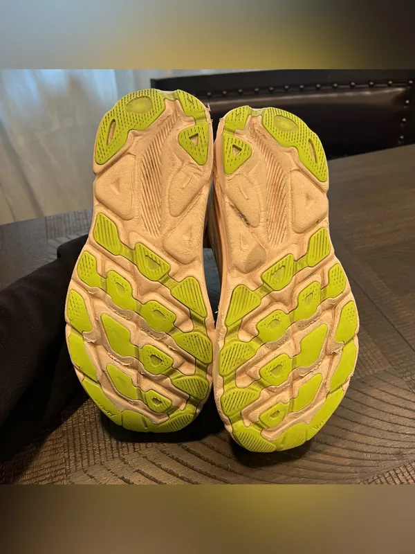 Hoka Clifton 9 Running Shoes Beige 7.5 B Women - Image 7