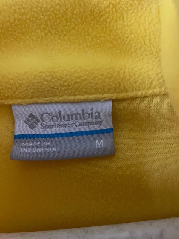 COLUMBIA l/sleeve 3/4 zip fleece in yellow gold and purple, $18, Size M, B53 - Image 2
