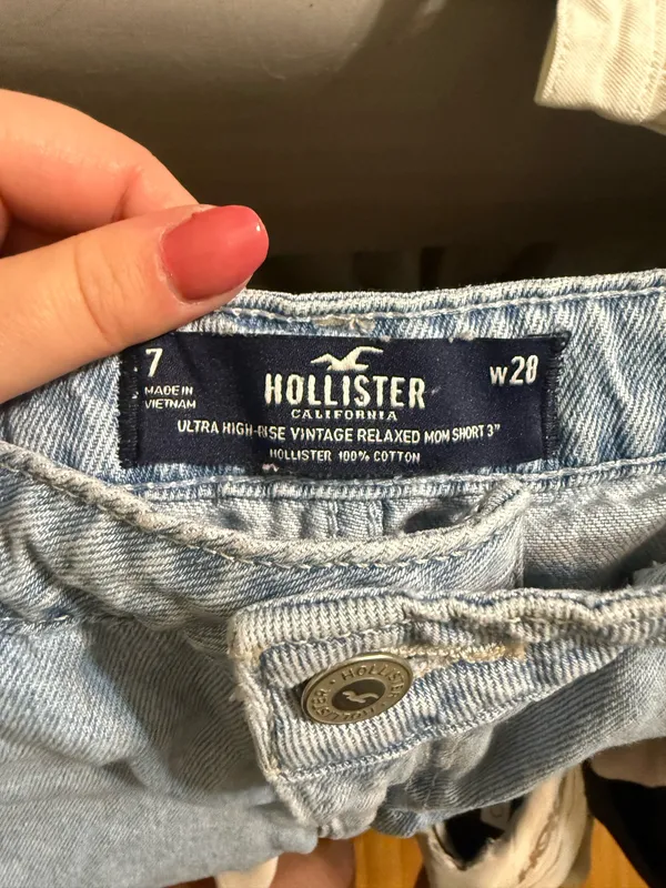 Hollister Jean Shorts - Image 3