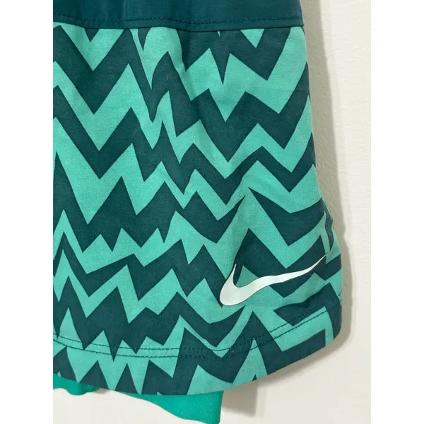 Nike Running Skort Dri-FIT Athletic Skirt Shorts Green Chevron‎ Size L - Image 2