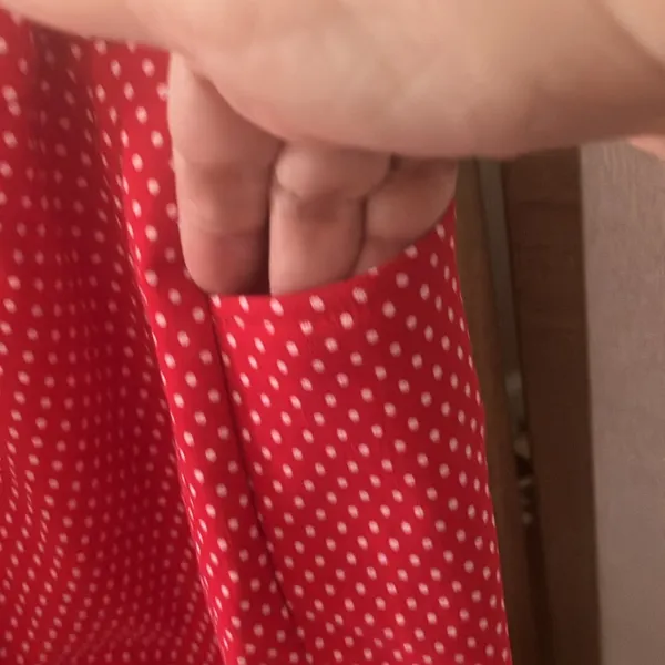FINAL MARKDOWN Kate park Red Polka Dot Women's Shorts small - Image 3