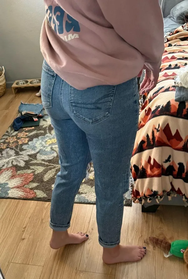 American Eagle mom jeans  - Image 2