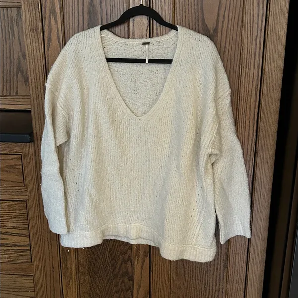 Free People Lofty Alpaca‎ Blend V Neck Ivory White Sweater Cozy Women's Medium - Image 6