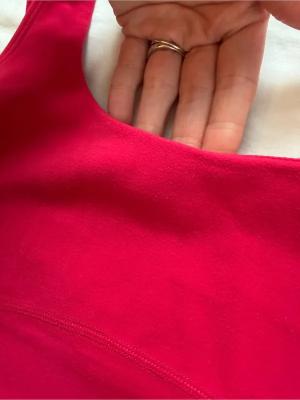 Aritzia TnAction Butter Scoop Neck Longline Tank‎ Bra Top Pink XL - Image 4