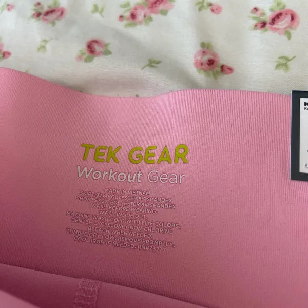 TEKGEAR Strawberry Pink Active Skirt Size M - Image 3