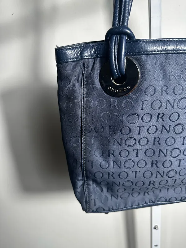 Oroton Navy Monogram Jacquard Leather Trim Shoulder Tote Bag Y2K - Image 4