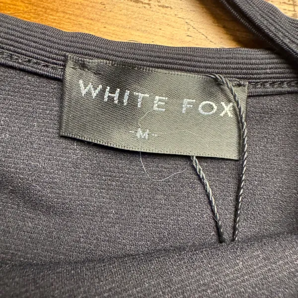 WHITE FOX Black Ribbed Spaghetti Strap Crop‎ Top M - Image 2