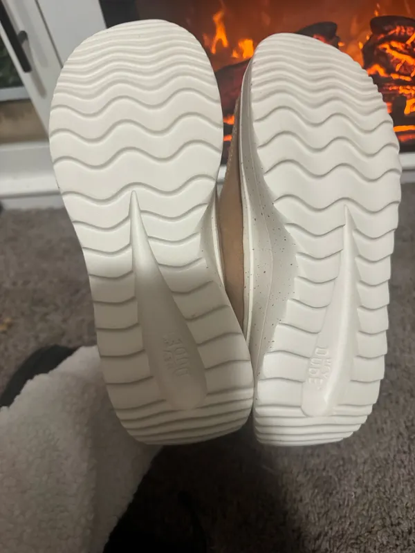 NWT Hey dude Wendy Peak Hi Suede Shoe - Image 5
