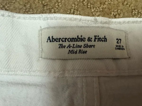 Abercrombie A Line Shorts Mid Rise - Image 2