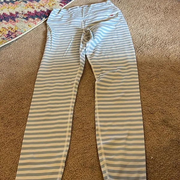 Spiritual gangster small stripe leggings‎ - Image 3
