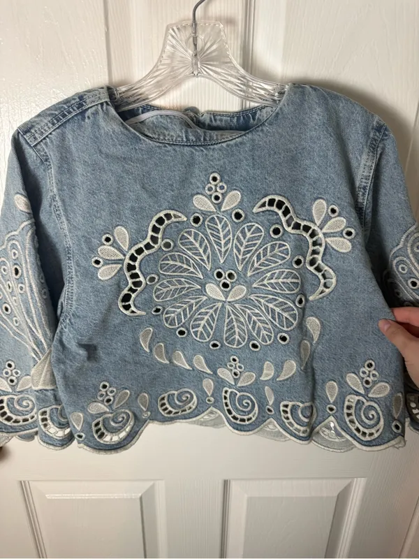 Farm Rio Denim Richelieu Kimono Sleeves Cropped Blouse M - Image 8